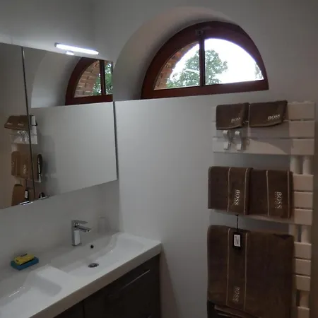 Σπίτι διακοπών Luxueux Avec Piscine Et Wifi, Proche Circuit 24h Du Mans, Animaux Bienvenus - Fr-1-410-430 *