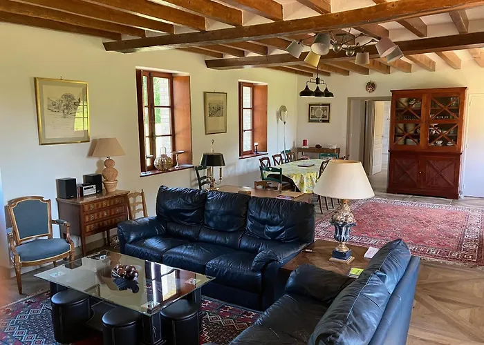 Casa vacanze Luxueux Avec Piscine Et Wifi, Proche Circuit 24h Du Mans, Animaux Bienvenus - Fr-1-410-430 *