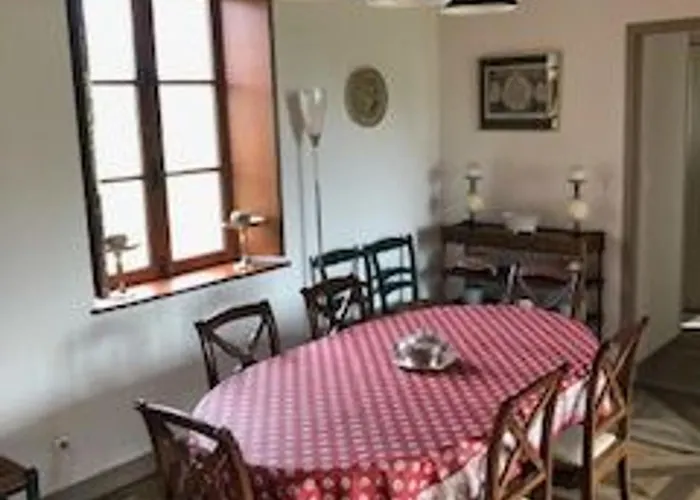 Luxueux Avec Piscine Et Wifi, Proche Circuit 24h Du Mans, Animaux Bienvenus - Fr-1-410-430 * Bonnetable