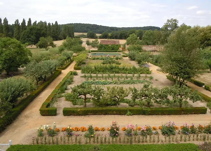 Casa vacanze Luxueux Avec Piscine Et Wifi, Proche Circuit 24h Du Mans, Animaux Bienvenus - Fr-1-410-430 *